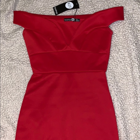 boohoo red off shoulder dress